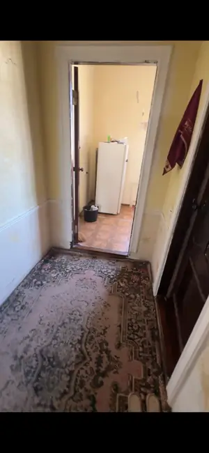 2 xonali kvartira sotiladi − 90 m²