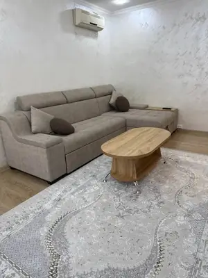 3-комнатная квартира − 90 м², 13/16 этаж