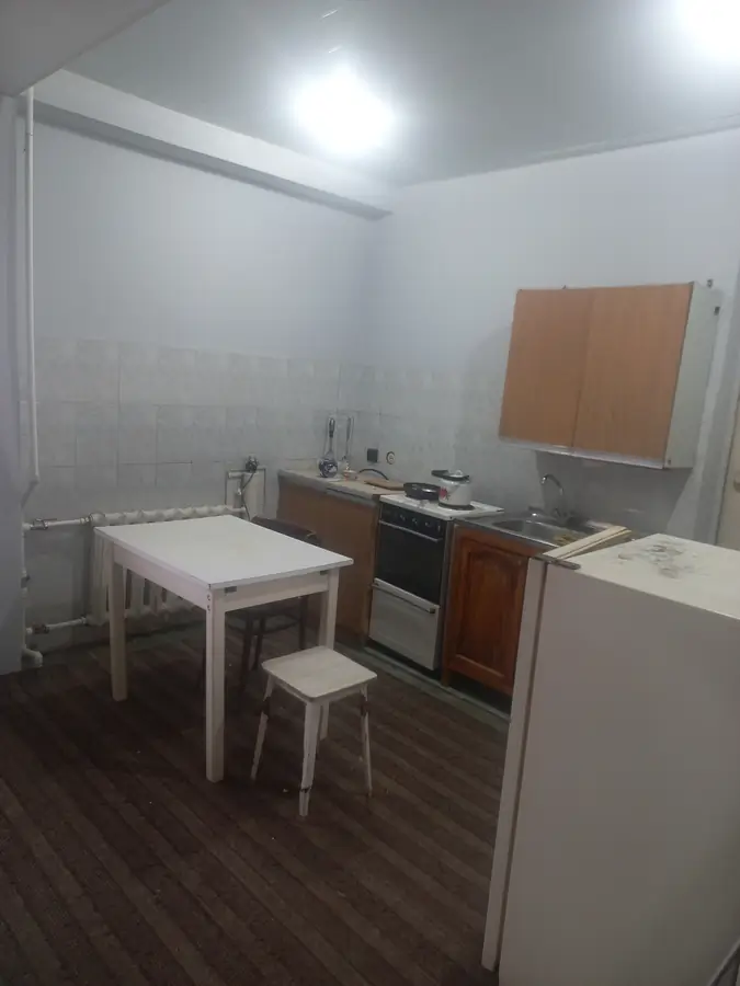 Сдается 3-комнатная квартира − 80 м²