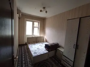 Сдается 4-комнатная квартира − 100 м²