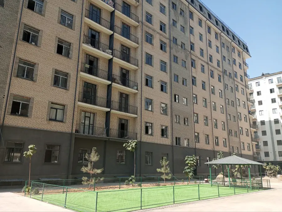 Продается 3-комнатная квартира − 66 м²