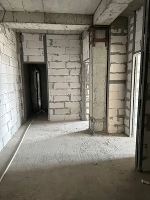 1 xonali kvartira sotiladi − 48 m²