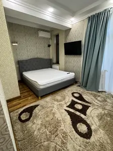 Сдается 3-комнатная квартира − 65 м²