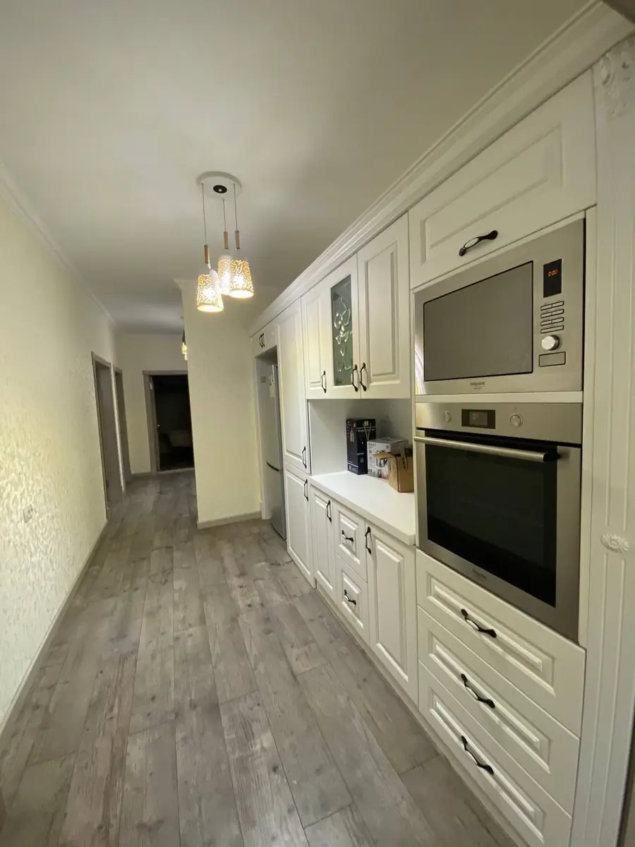 Ijaraga 3 xonali kvartira − 90 m²