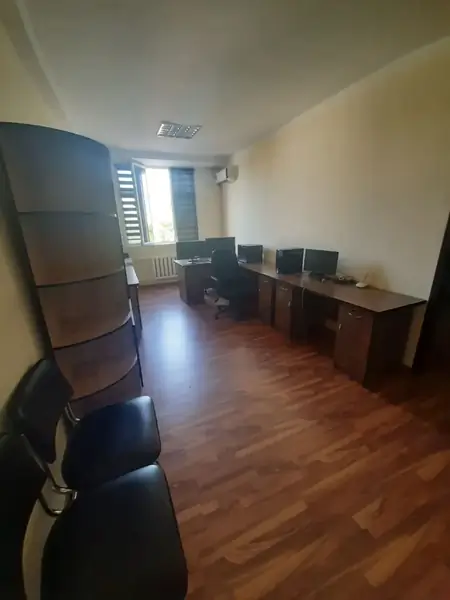 Ofis − 36 m², 4/7 qavat