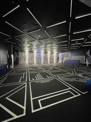 Savdo-sotiq maydoni − 1200 m², 3/3 qavat