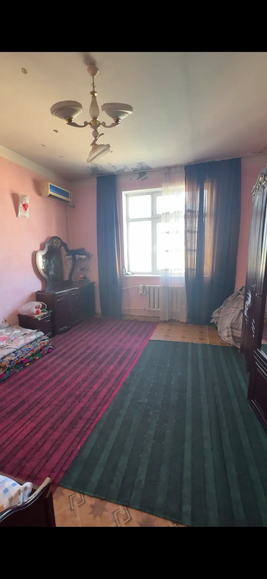 2 xonali kvartira sotiladi − 90 m²