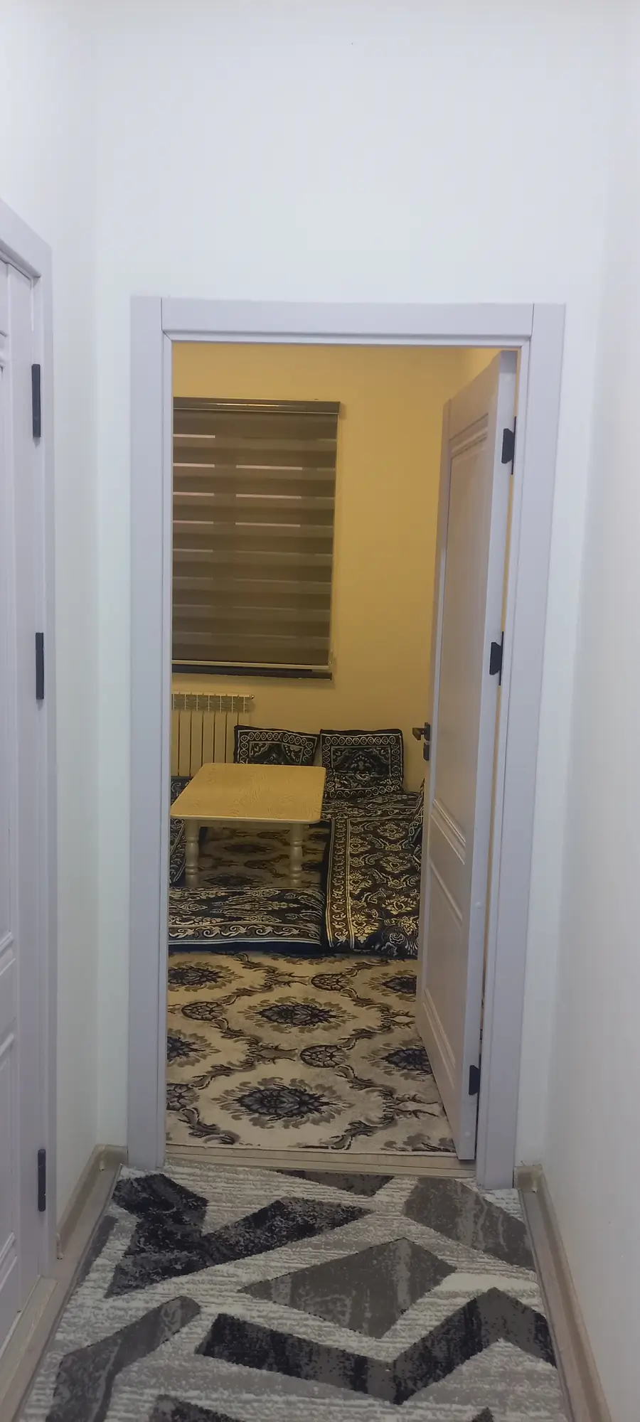 Сдается 1-комнатная квартира − 38 м²