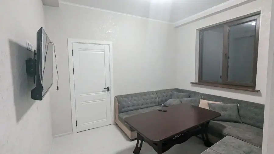2 xonali kvartira sotiladi − 38 m²