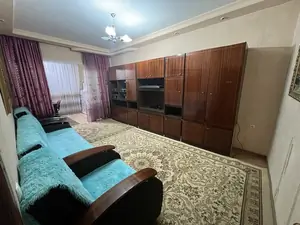 Продается 2-комнатная квартира − 58 м²