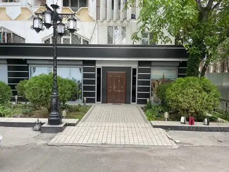 Ofis − 145 m², 1/9 qavat