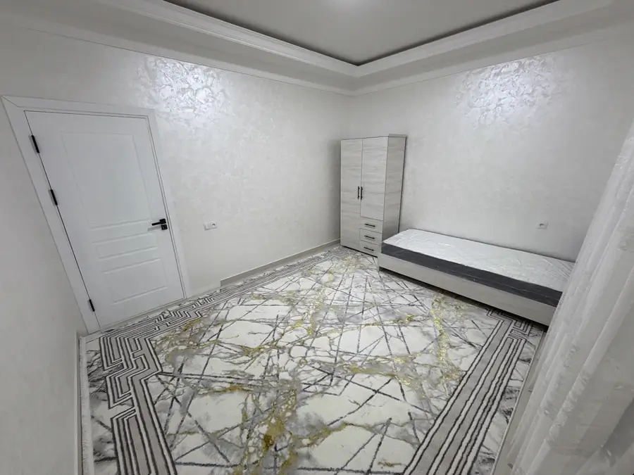 Ijaraga 2 qavatli uy − 60 m²