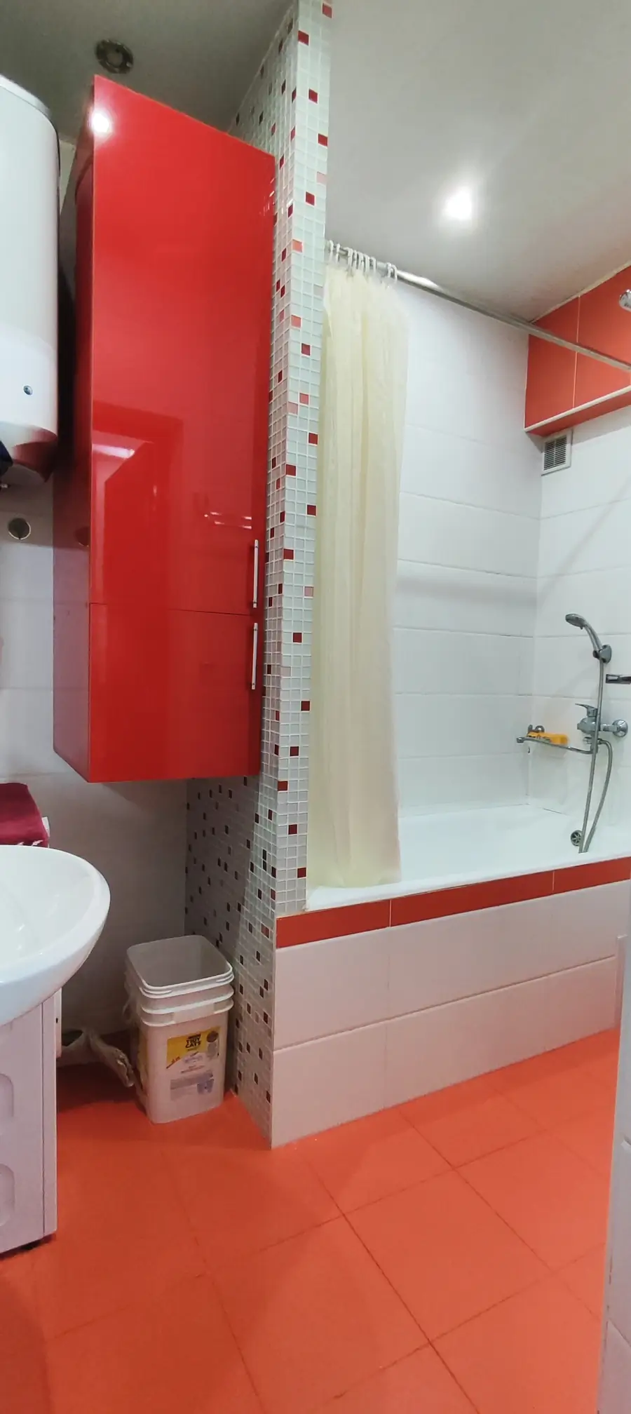 Ijaraga 3 xonali kvartira − 75 m²