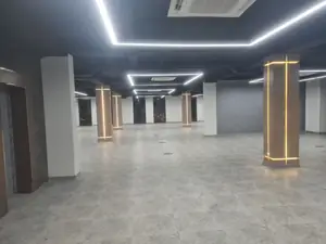 Сдается офис − 4000 м²