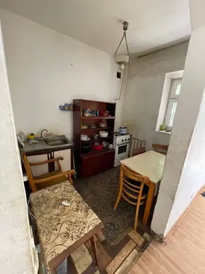 1 xonali kvartira − 33 m², 1/4 qavat