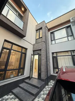 2 qavatli uy sotiladi − 170 m²