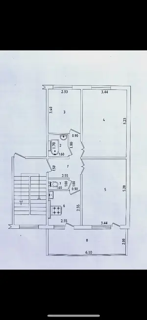 3 xonali kvartira sotiladi − 73 m²