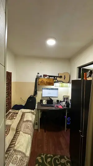 3 xonali kvartira sotiladi − 67.6 m²