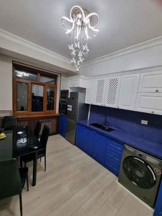 Ijaraga 2 xonali kvartira − 80 m²