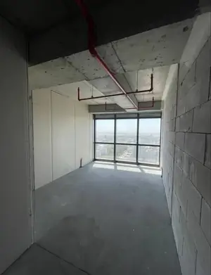 3 xonali kvartira sotiladi − 100 m²