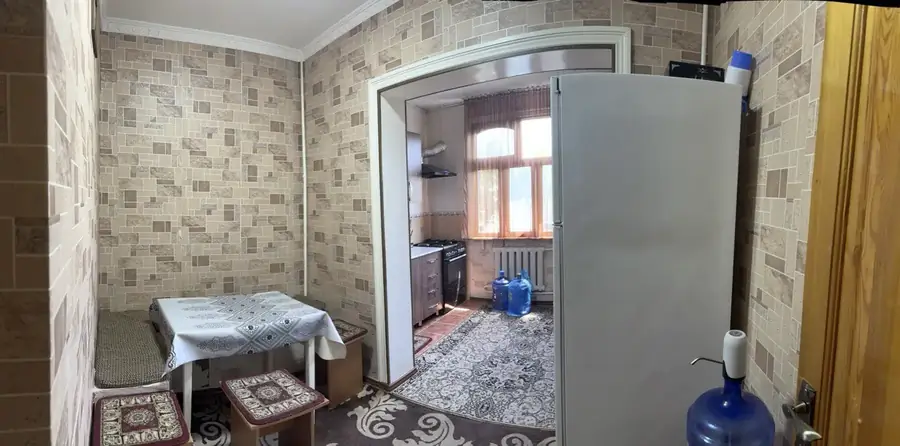 Продается 2-комнатная квартира − 58.2 м²