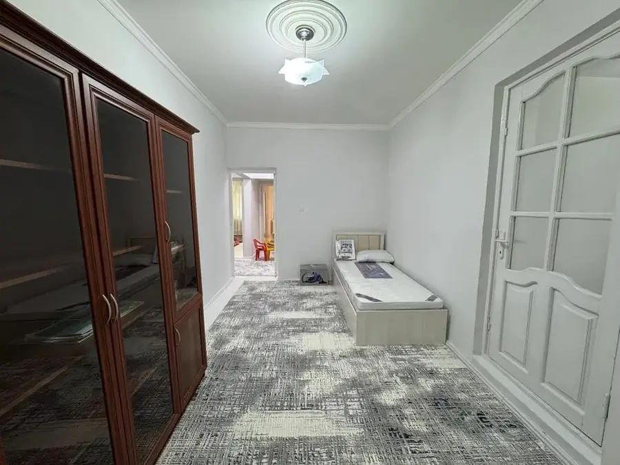 Сдается 3-комнатная квартира − 73 м²