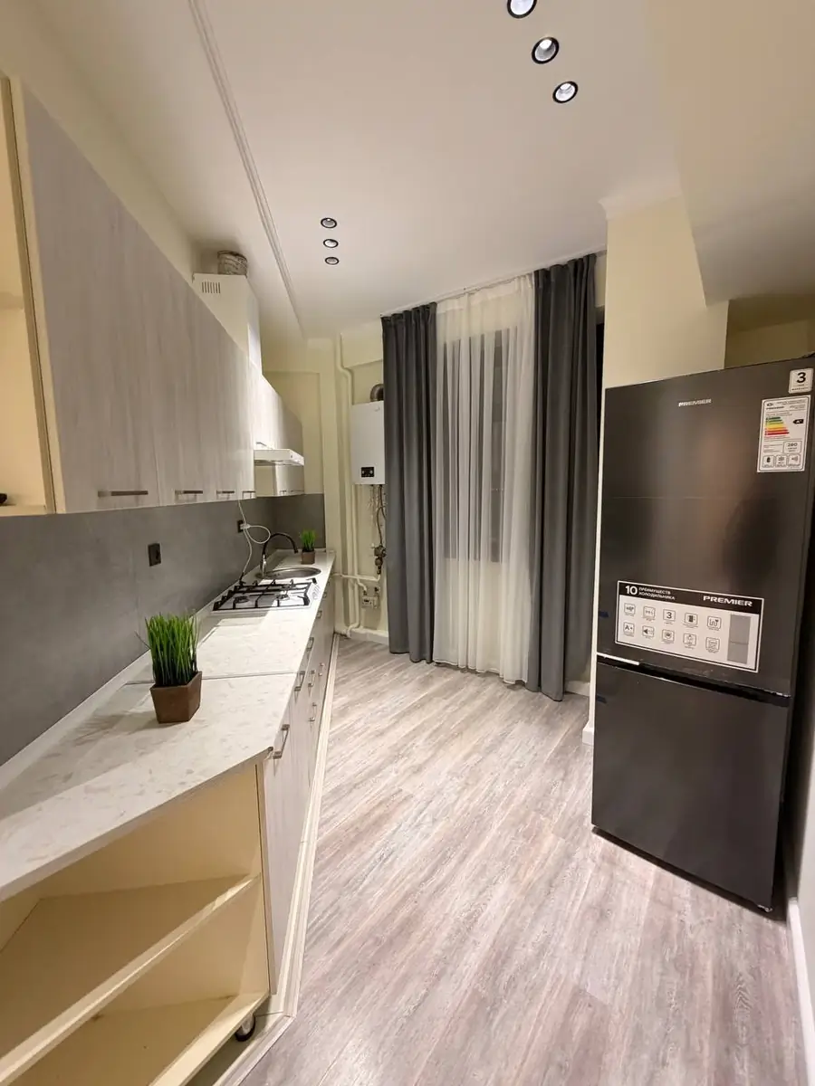 Ijaraga 3 xonali kvartira − 75 m²