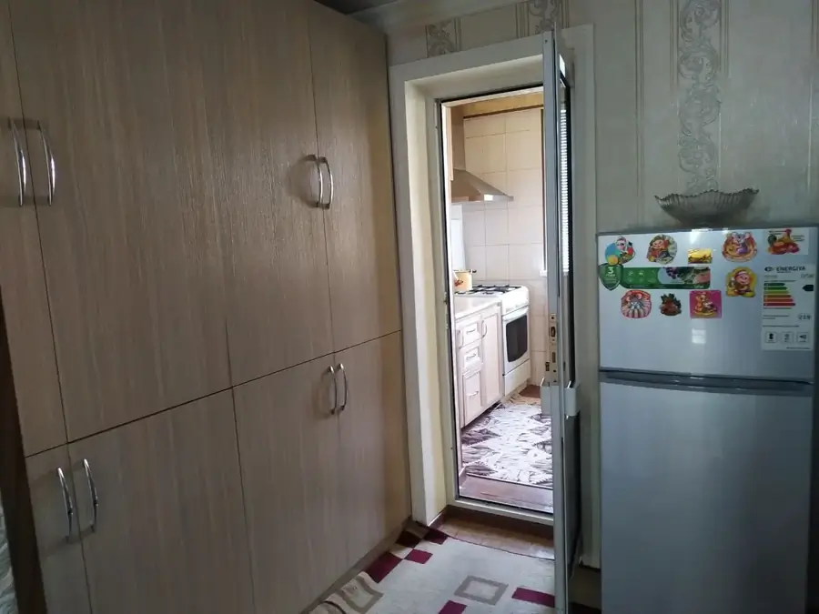 Продается 3-комнатная квартира − 67 м²
