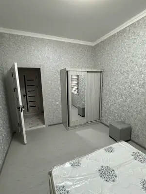 Сдается 2-комнатная квартира − 70 м²