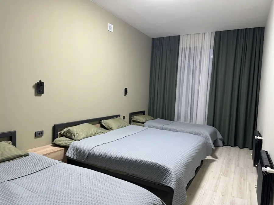2 qavatli uy sotiladi − 255 m²