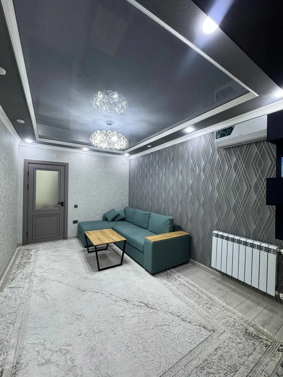 3 xonali kvartira sotiladi − 52 m²