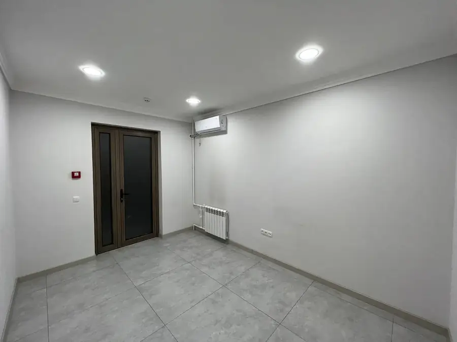 Ijaraga ofis − 115 m²