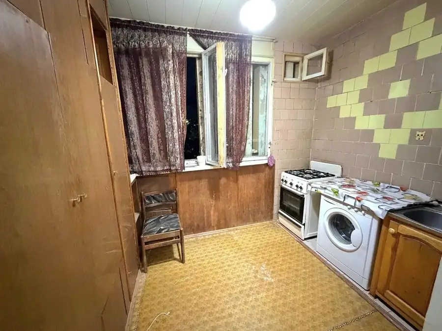 3 xonali kvartira sotiladi − 75 m²