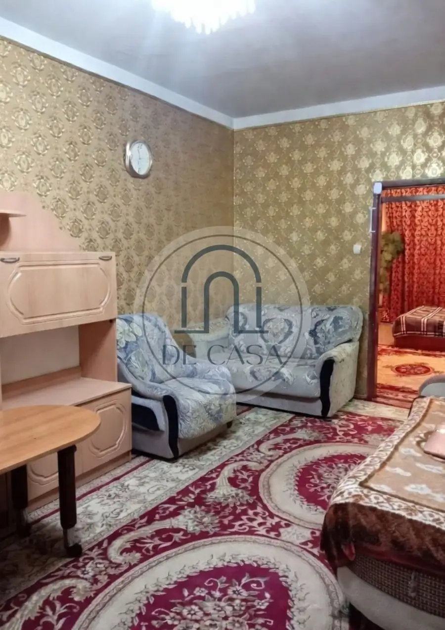 3 xonali kvartira sotiladi − 61 m²