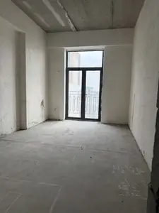 3 xonali kvartira sotiladi − 112 m²