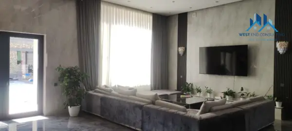 Ijaraga 3 qavatli uy − 280 m²