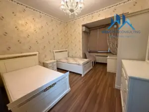 3 xonali kvartira − 140 m², 1/8 qavat