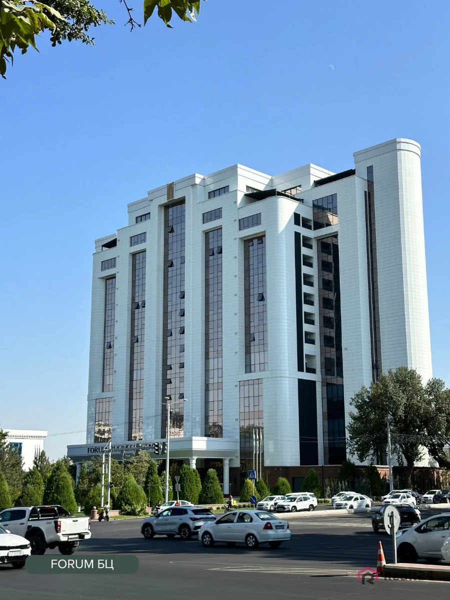 Сдается офис − 718 м²