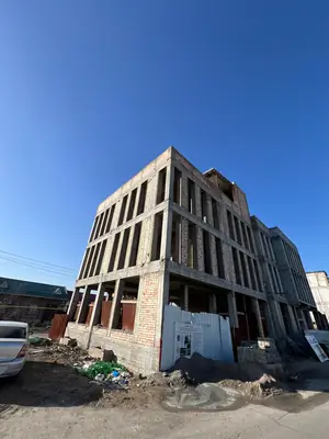 Ofis sotiladi − 850 m²