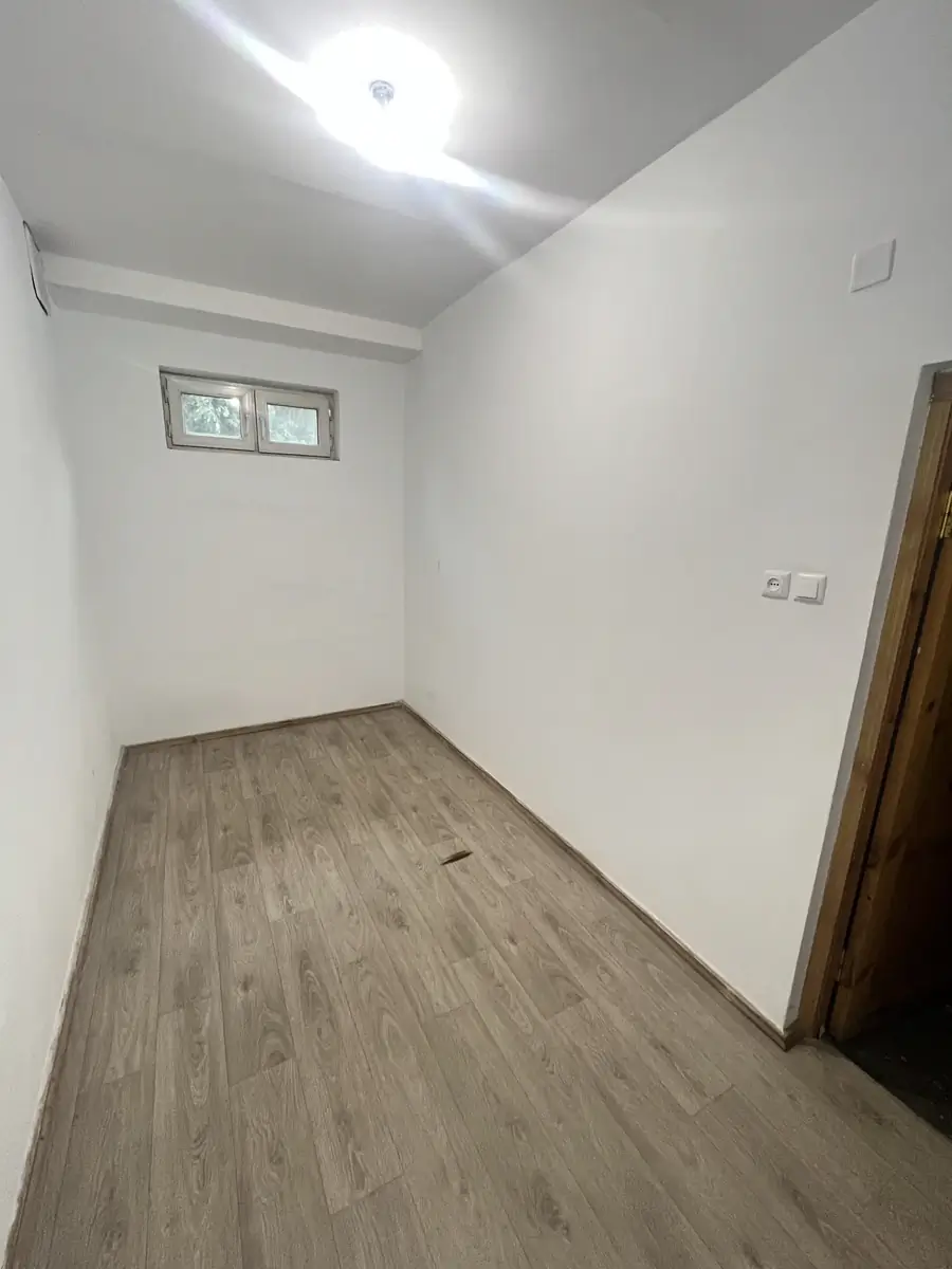 Ijaraga ombor − 1007 m²