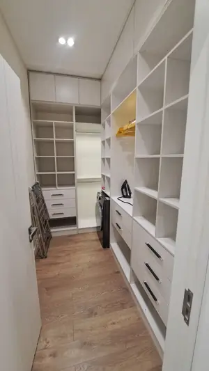 3 xonali kvartira sotiladi − 115 m²