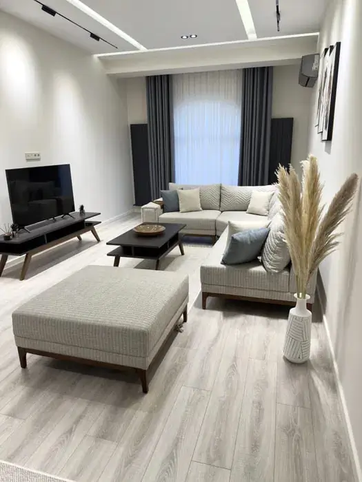 Продается 2-комнатная квартира − 83 м²