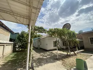 1 qavatli uy − 999 m², 8.3 sot.