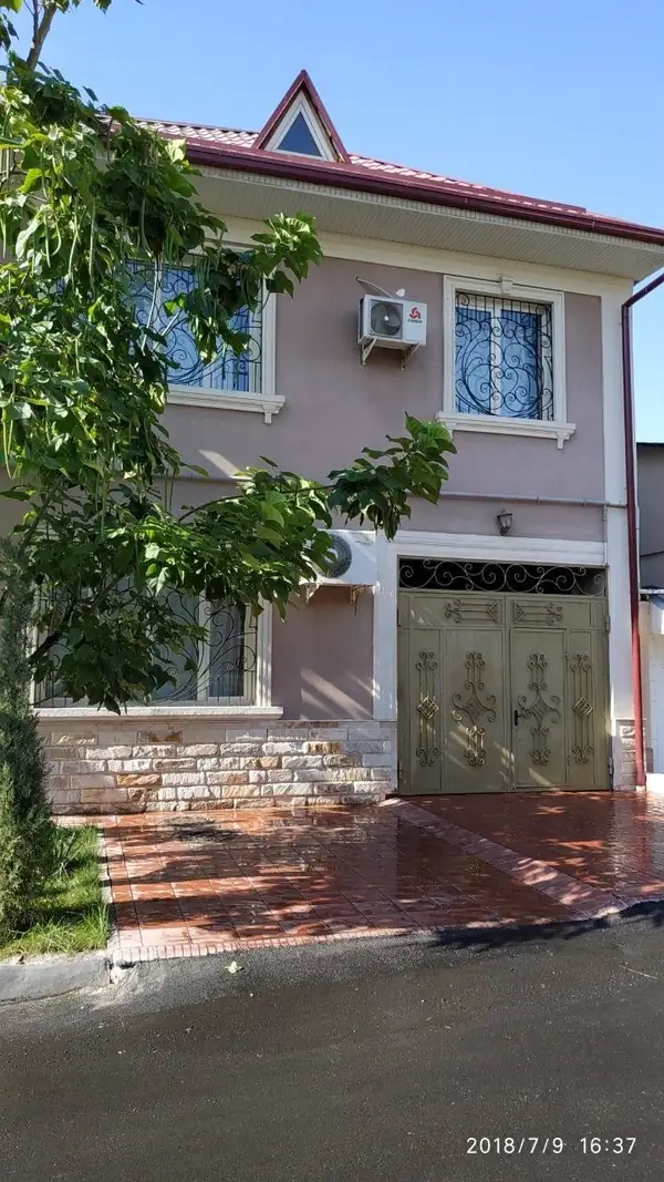 2 qavatli uy − 3.7 m², 2.9 sot. 