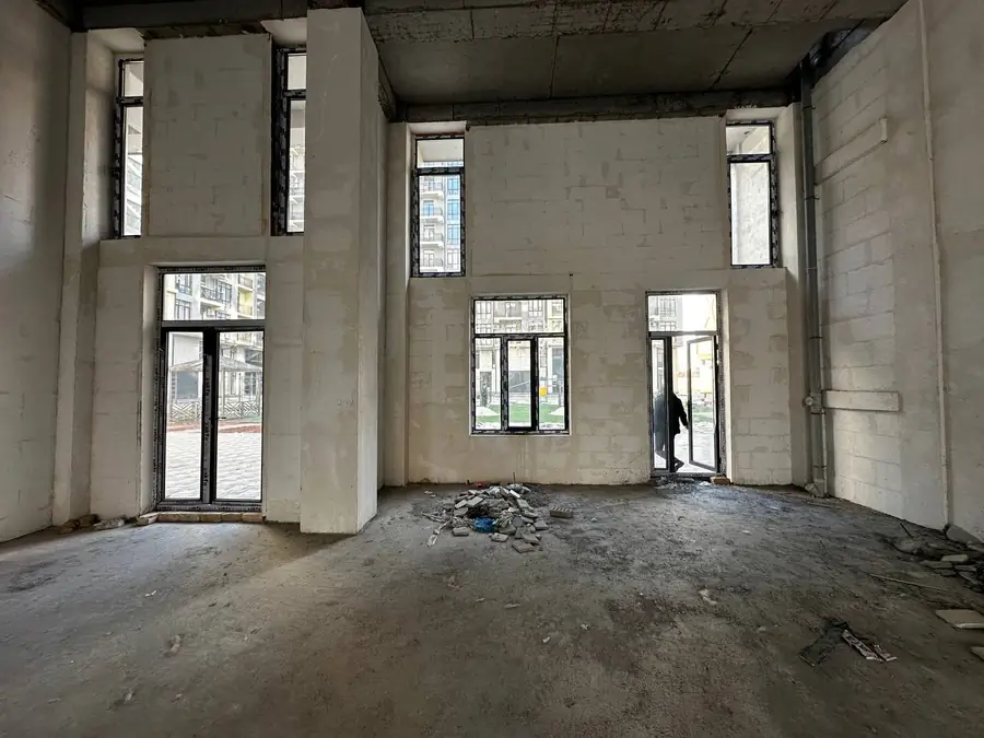 Ofis sotiladi − 253 m²