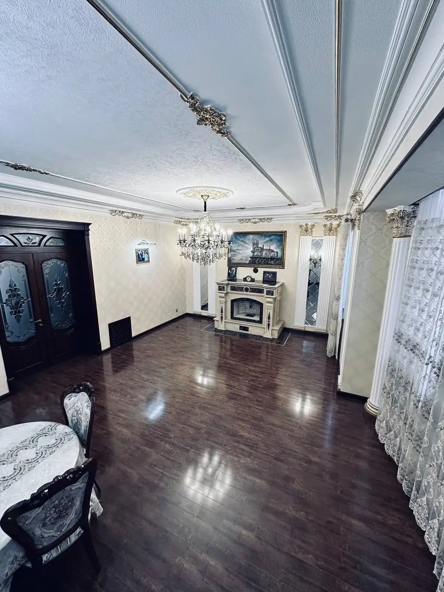 2 qavatli uy sotiladi − 500 m²