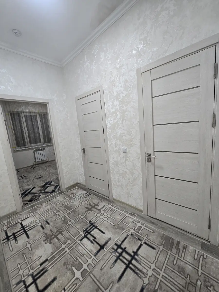2 xonali kvartira sotiladi − 62 m²