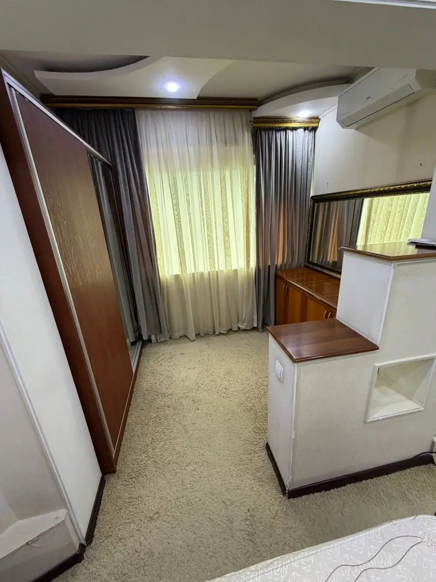 Продается 3-комнатная квартира − 85 м²