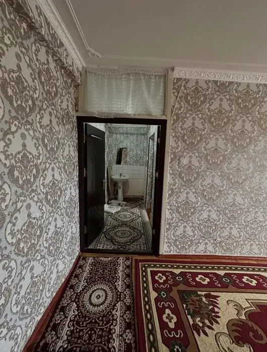 2 xonali kvartira sotiladi − 42 m²