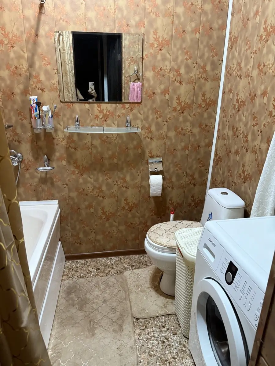 Продается 4-комнатная квартира − 120 м²